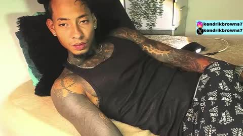 Snapshot of kendrik_brown chatting on September 27, 10:18 pm kendrick brown online show from September 27, 10:18 pm
