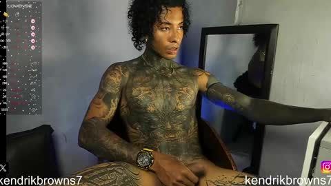 Snapshot of kendrik_brown chatting on December 28, 6:18 pm kendrick brown online show from December 28, 6:18 pm