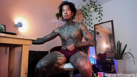 Snapshot of kendrik_brown chatting on January 26, 3:25 pm kendrick brown online show from January 26, 3:25 pm