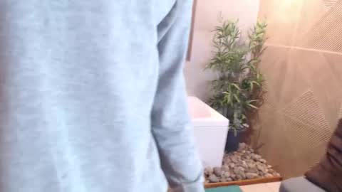 Kenny Thompson online show from March 2, 8:05 pm