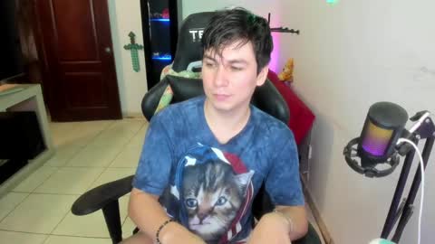 Kevin online show from April 15, 11:48 pm