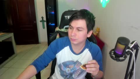 Kevin online show from April 23, 11:18 pm