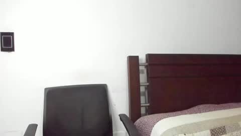 kevin_malone22 online show from October 9, 10:58 pm