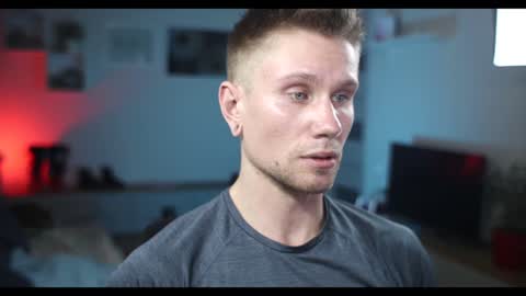 Kev online show from December 3, 4:28 pm