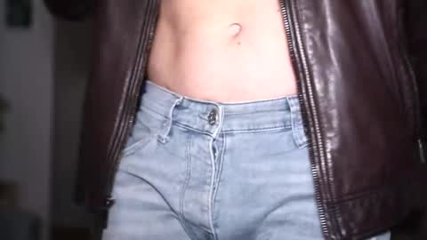 Kev online show from February 14, 5:52 pm