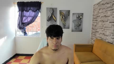 kevin_roldans online show from March 5, 12:45 pm