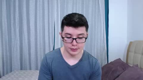 Kevin online show from November 26, 7:17 pm