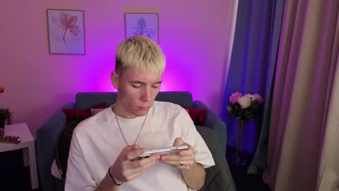 Kevin online show from March 5, 9:05 am