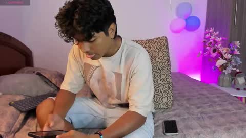 kevin and ottis online show from February 27, 12:45 am