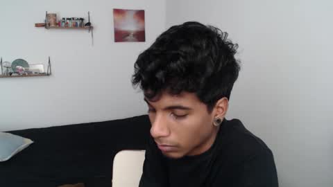 khevinlopezonig online show from February 18, 6:17 pm