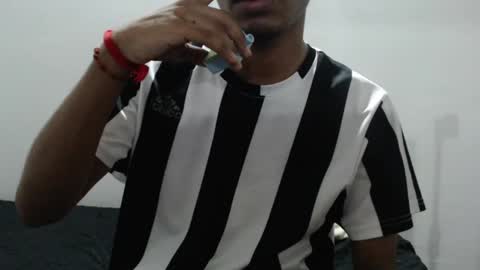 khevinlopezonig online show from January 31, 2:58 am