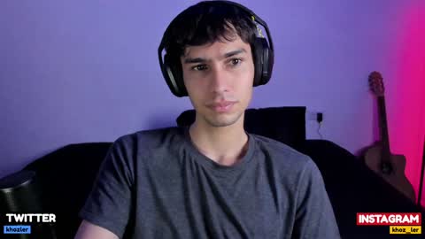 Snapshot of khozler_ chatting on January 19, 2:47 am khozler_ online show from January 19, 2:47 am
