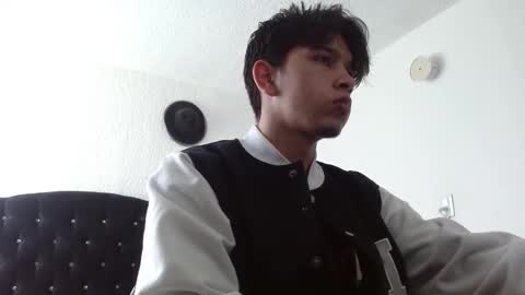Snapshot of kianryu chatting on September 12, 5:02 pm Adrian Chlloe online show from September 12, 5:02 pm