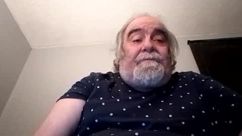 KICKINME online show from November 22, 2:00 am