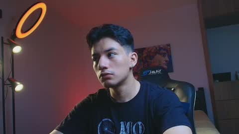 kikeruiz 19 online show from October 20, 12:03 am