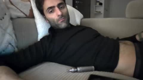 kikkus01 online show from March 9, 8:47 pm