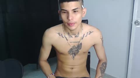 Snapshot of king_bryan19 chatting on January 14, 5:23 pm bryan online show from January 14, 5:23 pm