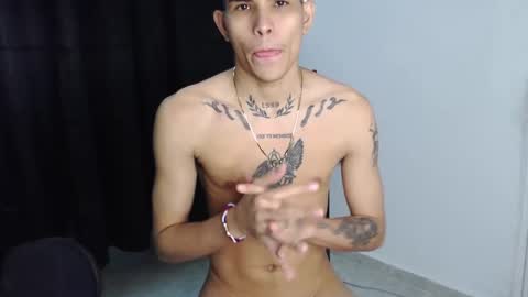 Snapshot of king_bryan19 chatting on January 22, 6:10 am bryan online show from January 22, 6:10 am
