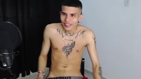 Snapshot of king_bryan19 chatting on January 24, 7:07 pm bryan online show from January 24, 7:07 pm