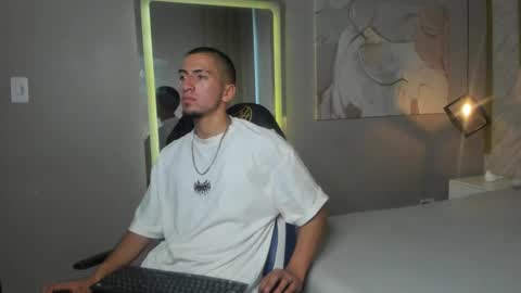 King Dante  online show from December 5, 9:06 pm