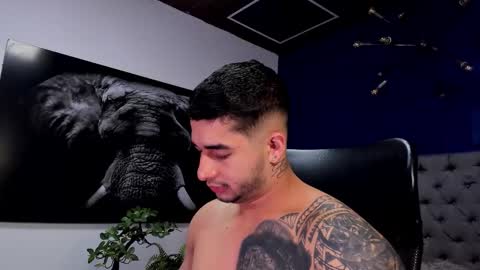 Angel Falconer online show from December 20, 2:40 am