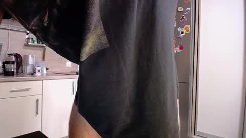 king_pong online show from October 5, 1:15 pm