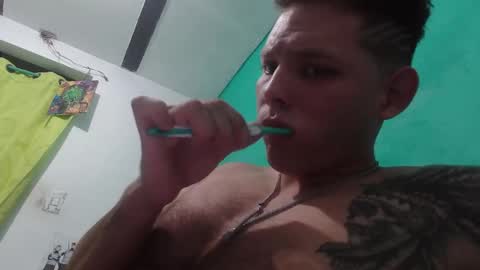 Snapshot of king_russo chatting on September 17, 2:56 am king_russo online show from September 17, 2:56 am