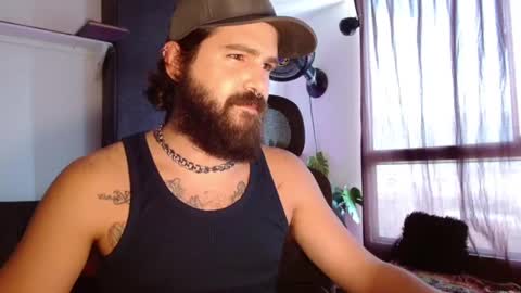 Snapshot of kingcat420 chatting on December 9, 5:46 pm Jake online show from December 9, 5:46 pm