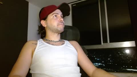 Snapshot of kingcat420 chatting on December 19, 3:40 am Jake online show from December 19, 3:40 am