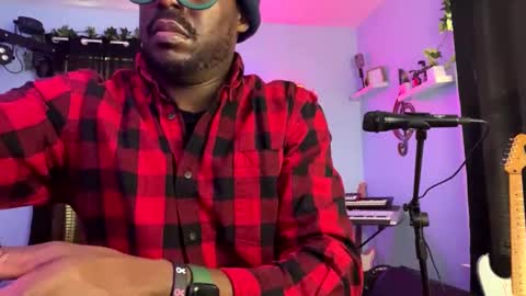 KC online show from December 28, 9:19 pm