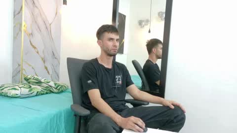 KING  online show from June 4, 3:34 am