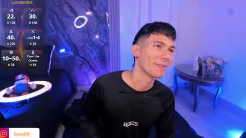  A L E X  online show from February 7, 4:52 am