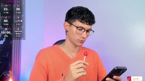  A L E X  online show from April 12, 12:03 am