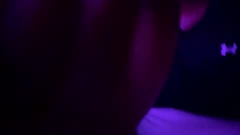 Reese David online show from April 27, 6:21 am