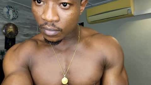 kingroy9 online show from August 4, 10:03 pm