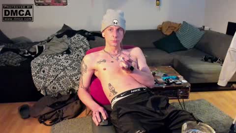 kinky_spidey online show from January 17, 5:53 pm