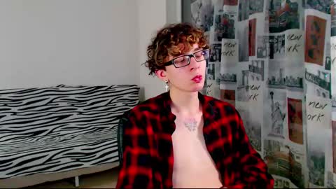 Alan online show from March 10, 8:01 pm