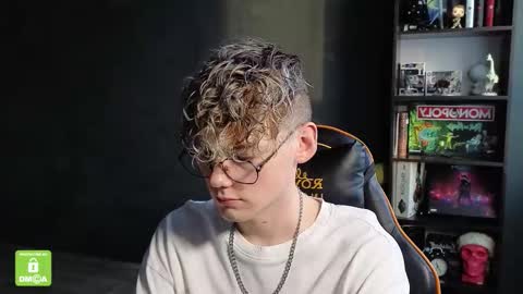 Kirill and Andrey online show from November 20, 1:10 pm