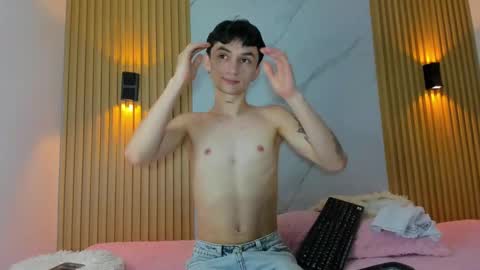 kitty_gill online show from January 4, 5:05 pm