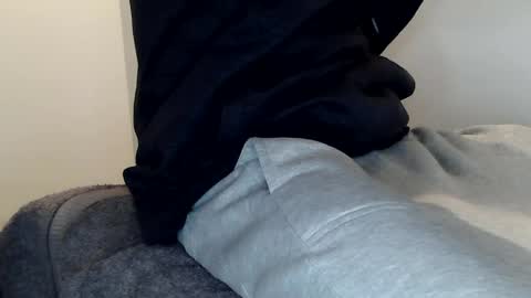 kiwibulge123 online show from June 21, 9:42 pm