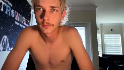 kkyle57 online show from October 24, 7:26 pm