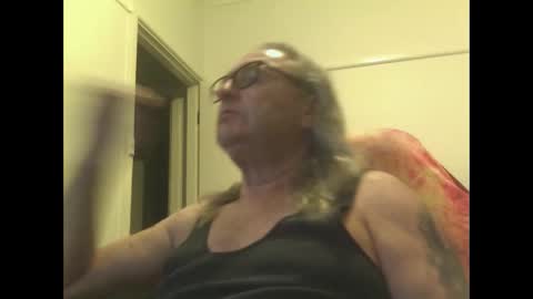 knobout online show from November 19, 10:37 am