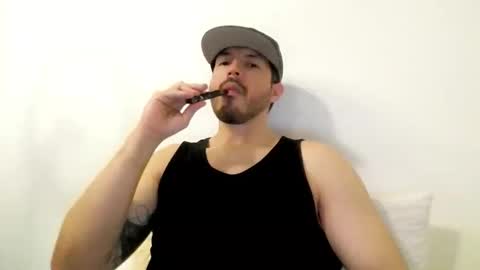 kolombianox online show from October 25, 7:21 am