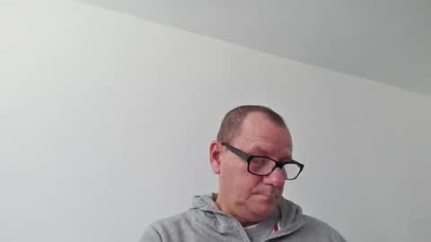 Snapshot of komputer123456789 chatting on September 9, 8:58 am Bogdan online show from September 9, 8:58 am