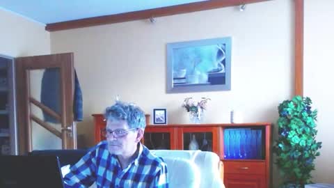 Korek online show from March 3, 4:19 pm