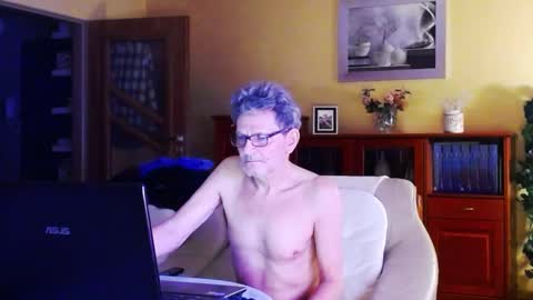 Korek online show from March 2, 1:04 am