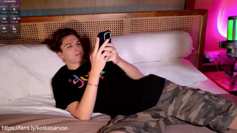 Danny online show from September 19, 11:32 am