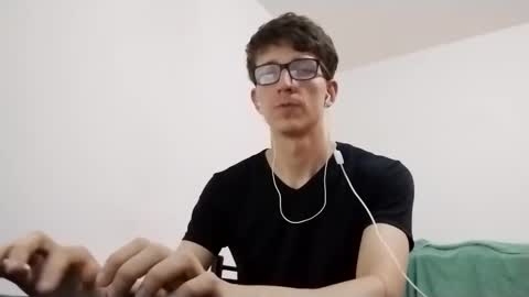 Facu online show from March 4, 1:38 pm