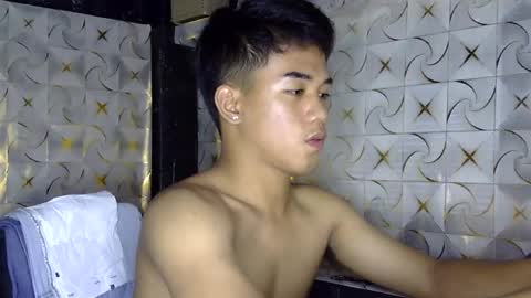 kritthanarkorn online show from March 20, 5:44 am