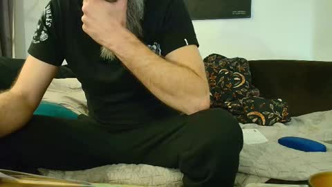 krummersaebel online show from January 13, 5:39 pm